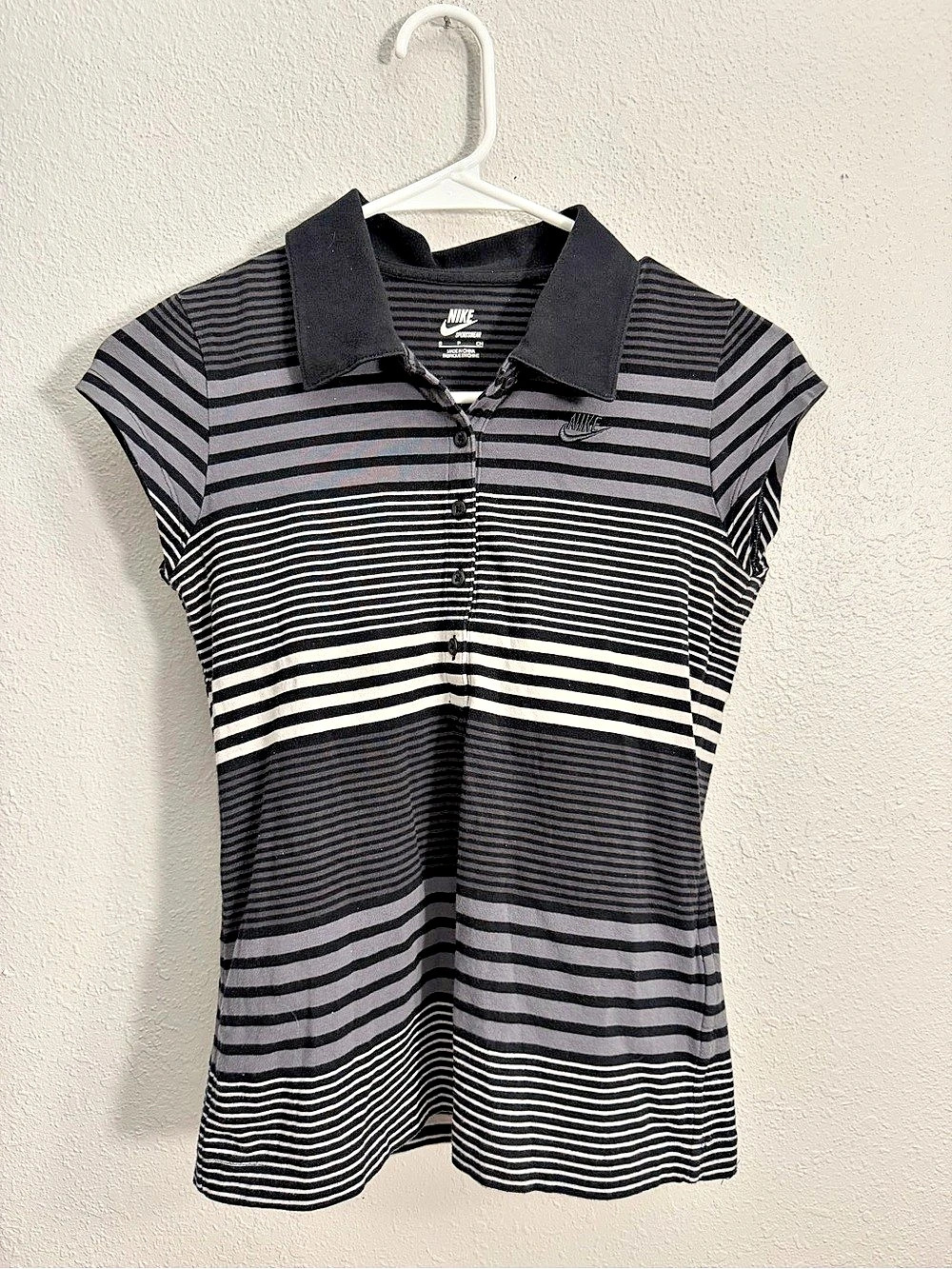 Nike Striped Polo Top in Black & Gray Size Small